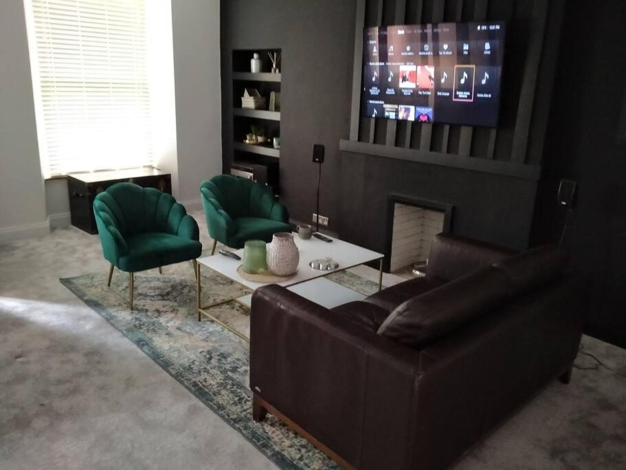 White Birds Townhouse In Sligo Town Center Apartment ภายนอก รูปภาพ